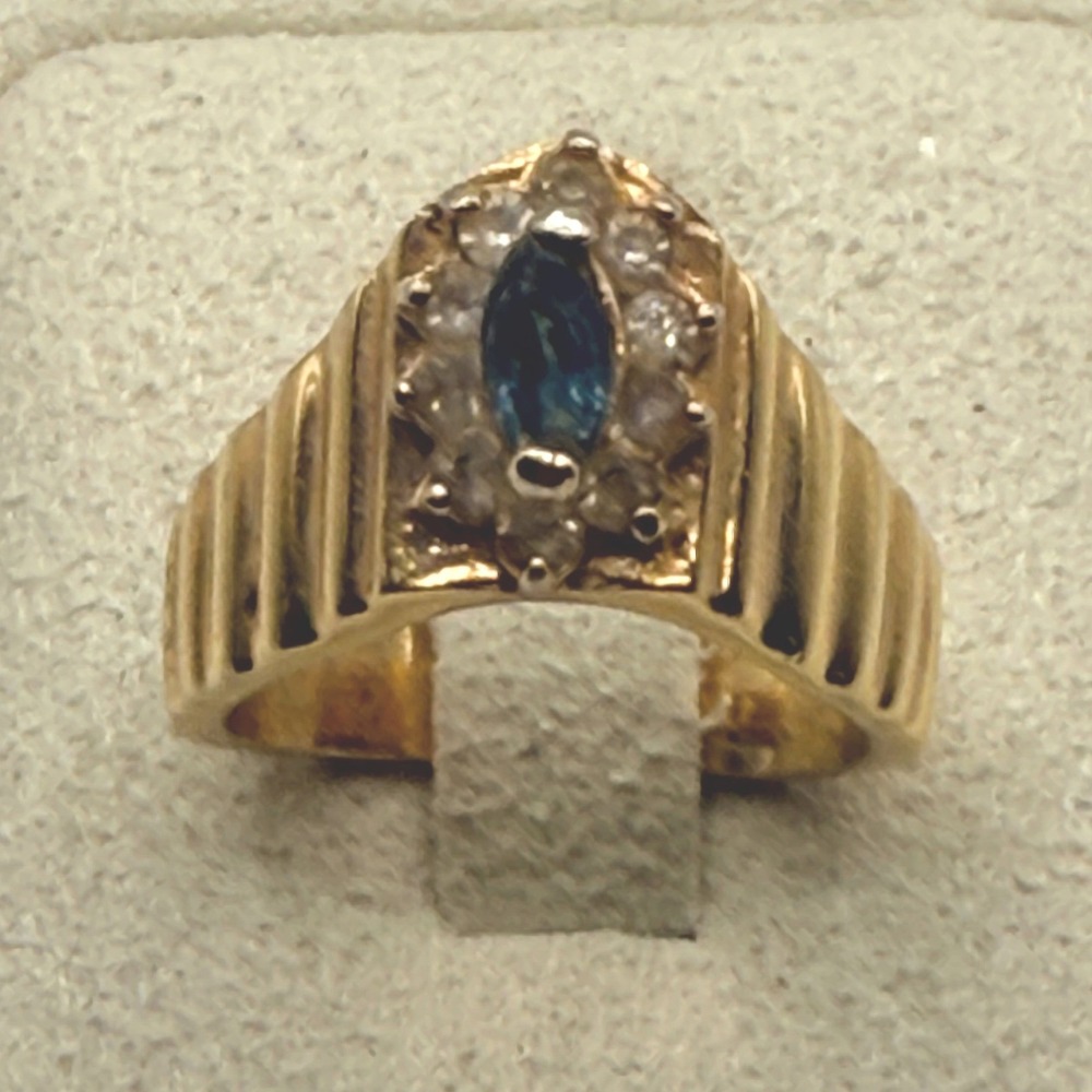 Vintage Gold Tone Marquise Blue Stone Halo Ribbed Band Cocktail Ring Size 4.75